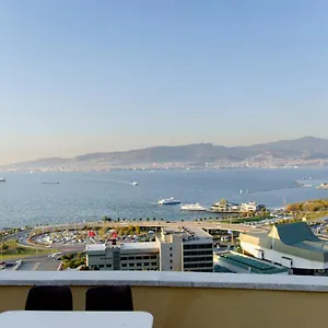 buyuk-konak-izmir.hotelsofizmir.com/
